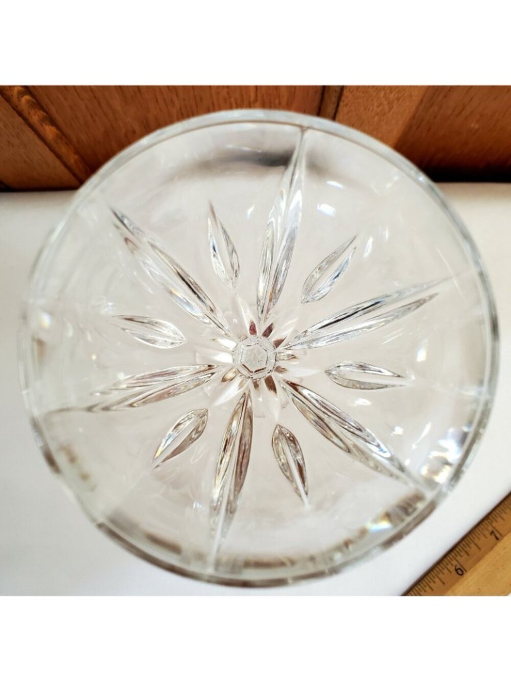 Mikasa Paloma Crystal Wine Glass 8 1/4" starburst cuts scratch - Picture 2 of 10